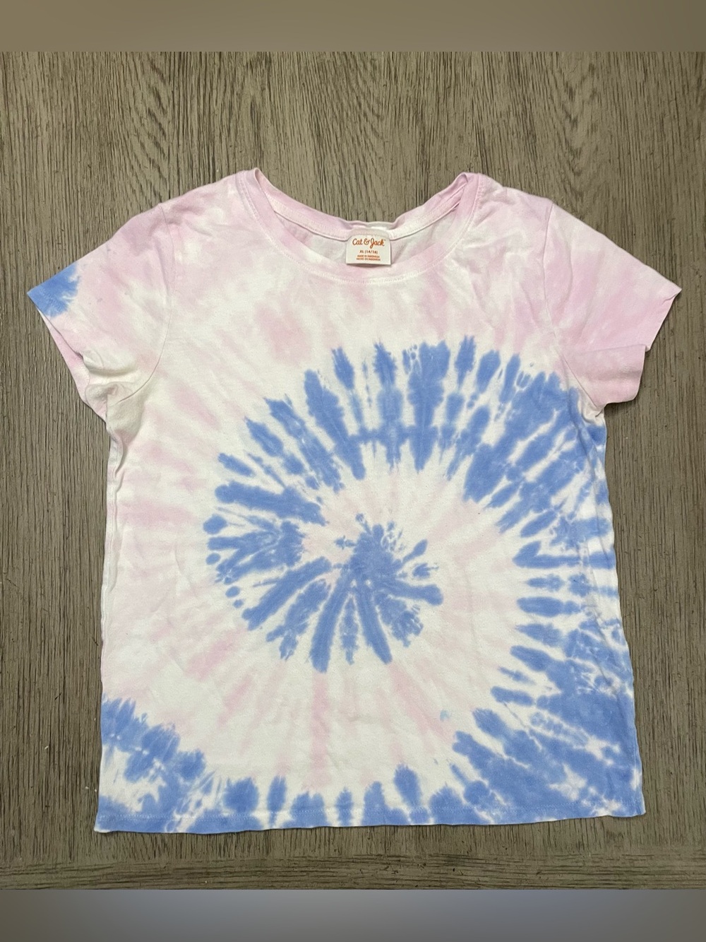 Cat & Jack girl’s tie dye tshirt, XXL (16/18).